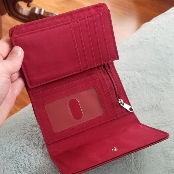 Red Tri Fold Wallet - Picture 4 of 4